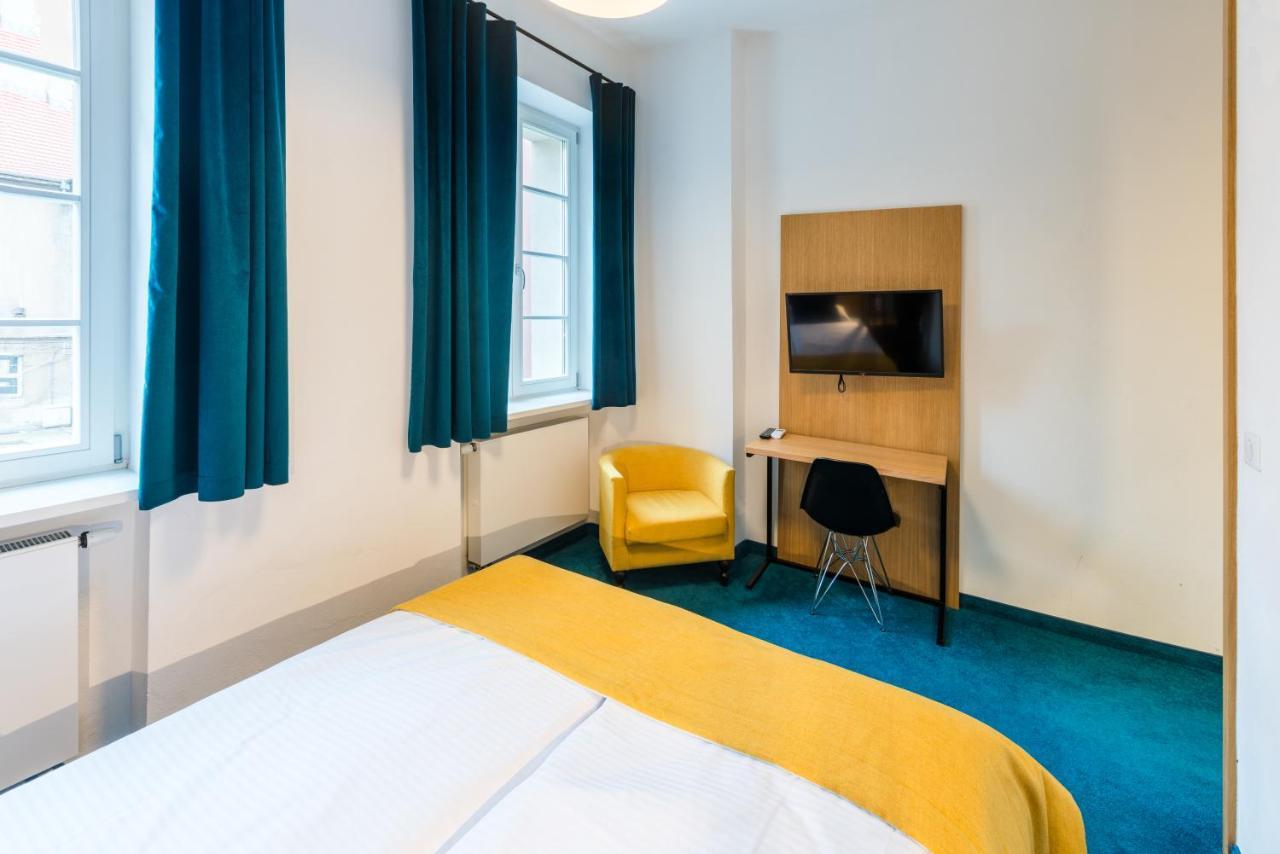 Aparthotel Tcz Wozna Poznan Exterior foto